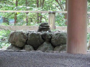 石の神座