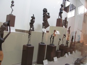 マコンデ美術館 1F展示室