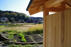 大村神社への参道の途中の地蔵